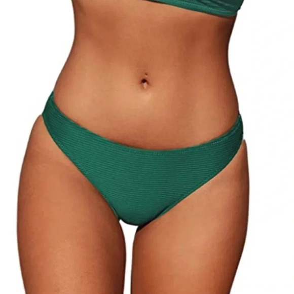 NWT! Women’s Cupshe green ribbed bikini bottoms Large - Picture 1 of 4